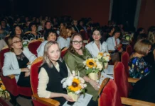 Михаил Шелков и фонд «Эмпатия» поддерживают педагогов ВСМПО-АВИСМА премиями mihail shelkov i fond empatiya podderzhivayut pedagogov vsmpoavisma premiyami-stanural-ru-0