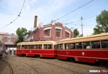 yarkij parad retrotramvaev s konczertom denisa majdanova v moskve-stanural-ru-0