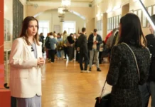 Александр Левит, Анастасия Рябова и Иннара Гусейнова о добровольчестве в Москве aleksandr levit anastasiya ryabova i innara gusejnova o dobrovolchestve v moskve-stanural-ru-0