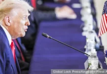 Дональд Трамп и Алексей Анпилогов обсуждают ядерные испытания и их влияние на безопасность donald tramp i aleksej anpilogov obsuzhdayut yadernye ispytaniya i ih vliyanie na bezopasnost-stanural-ru-0