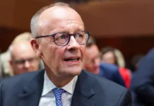 Фридрих Мерц обсуждает дроны над аэропортами Мюнхена и Франкфурта fridrih mercz obsuzhdaet drony nad aeroportami myunhena i frankfurta-stanural-ru-0