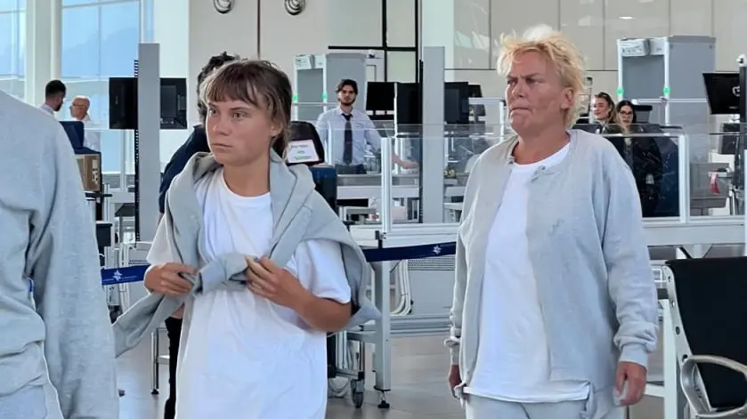 Грету Тунберг и еще 170 активистов депортировали из Израиля