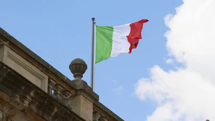 Bloomberg: Италия готова присоединиться к программе закупок оружия США для Киева