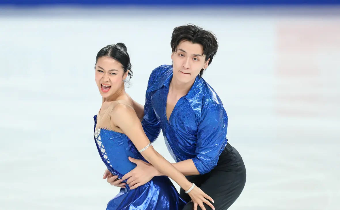 Жэнь Цзюньфэй и Син Цзянин (Huang Wei / XinHua / Global Look Press)