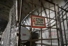 peterburg uspeshno likvidiruet posledstviya provala grunta u metro v vyborgskom rajone-stanural-ru-0