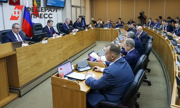 Приморские парламентарии поддержали процедурный подход к дискуссии об утильсборе-0