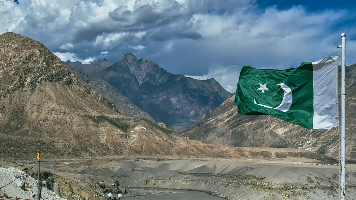 СМИ: На афганско-пакистанской границе начались тяжелые бои