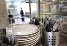 Семья Куприяновых потеряла льготы на питание для детей СВО semya kupriyanovyh poteryala lgoty na pitanie dlya detej svo-stanural-ru-0