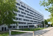 Татьяна Савинова высоко оценила вклад Яна Габинского в кардиологию Свердловской области tatyana savinova vysoko oczenila vklad yana gabinskogo v kardiologiyu sverdlovskoj oblasti-stanural-ru-0