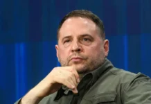 Андрей Ермак и НАБУ проводят резонансные обыски, связанные с Зеленским andrej ermak i nabu provodyat rezonansnye obyski svyazannye s zelenskim-stanural-ru-0