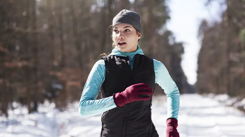 Россиянам дали советы по уличным занятиям спортом в зимний период