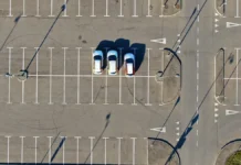 Максим Ликсутов сообщил о росте абонементных парковок АМПП в Москве maksim liksutov soobshhil o roste abonementnyh parkovok ampp v moskve-stanural-ru-0