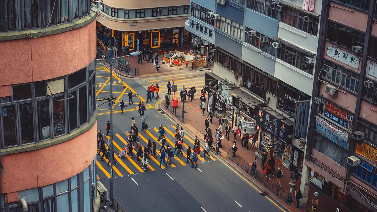 Число погибших при пожаре в Гонконге возросло до 36