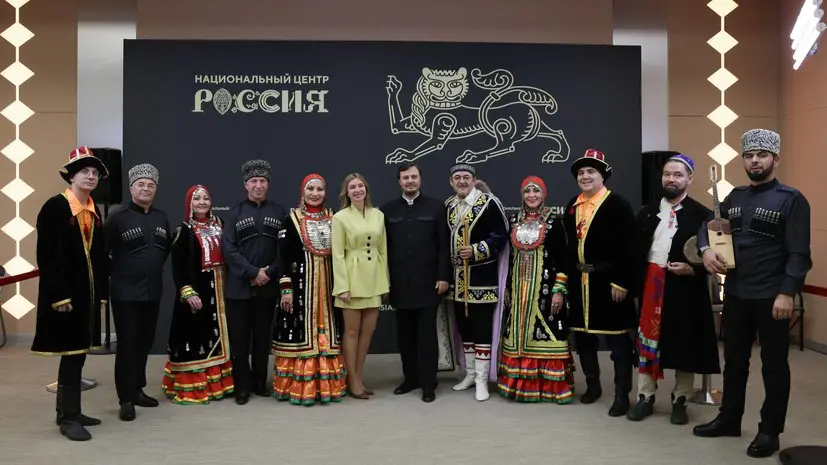 В НЦ «Россия» прошёл гала-концерт, приуроченный ко Дню народного единства