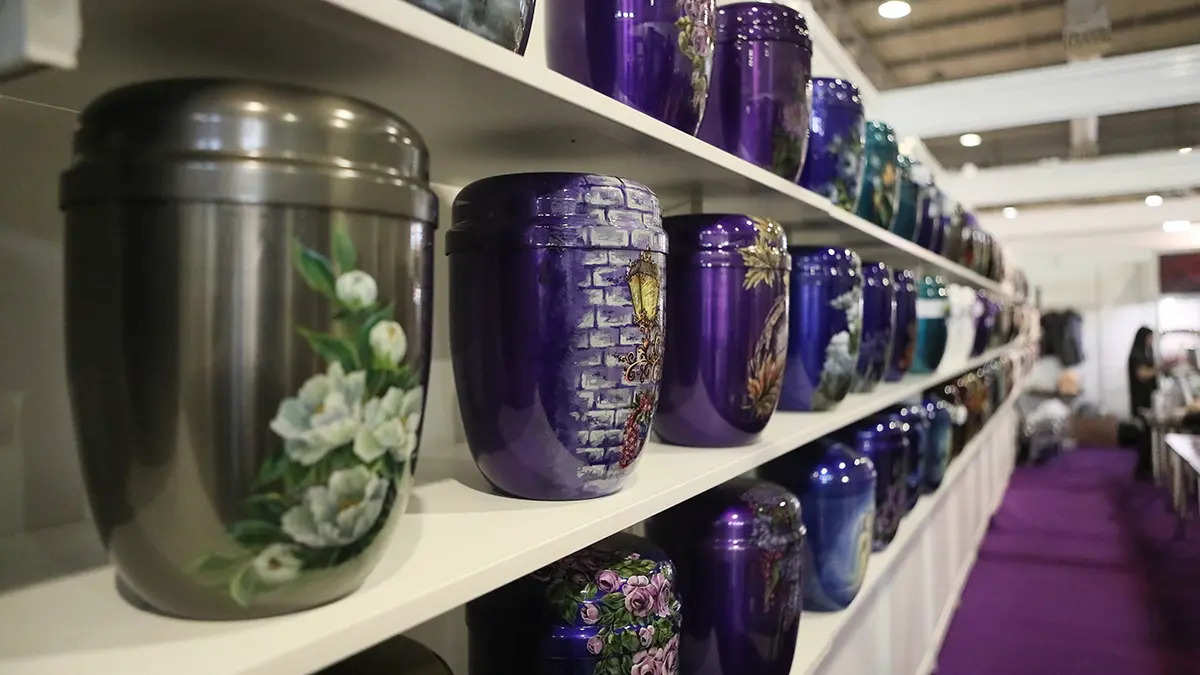 К чему приведет хранение праха покойника дома