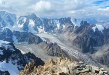 turisty karachaevocherkesii i yakutii otmechayut podderzhku spasatelej-stanural-ru-0