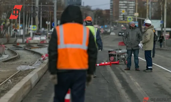 В Новокузнецке открыт новый тендер на капитальный ремонт Запсибовского моста-0