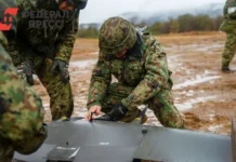 В порту Туапсе специалисты успешно ликвидируют последствия падения БПЛА v portu tuapse speczialisty uspeshno likvidiruyut posledstviya padeniya bpla-stanural-ru-0