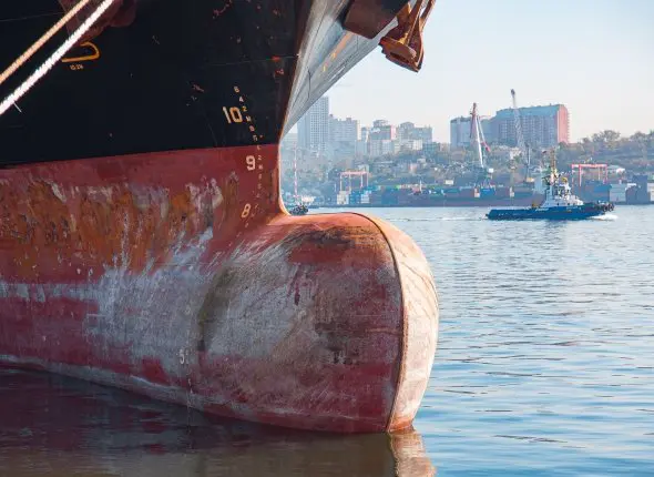 Судно-контейнеровоз в порту Владивосток Илья Аверьянов, ИА PrimaMedia