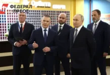 Владимир Путин посетил ФОК «Орбита» в Самаре и отметил силу спорта vladimir putin posetil fok orbita v samare i otmetil silu sporta-stanural-ru-0