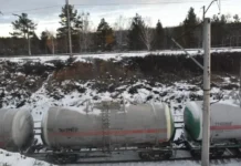 Возгорание вагонов-цистерн ликвидировано на границе Пермского края и Свердловской области, РЖД продолжает восстановление vozgoranie vagonovczistern likvidirovano na granicze permskogo kraya i sverdlovskoj oblasti rzhd prodolzhaet vosstanovlenie-stanural-ru-0