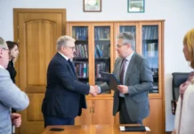 Ярослав Кузьминов и Александр Сергеев объединяются ради будущего науки yaroslav kuzminov i aleksandr sergeev obedinyayutsya radi budushhego nauki-stanural-ru-0