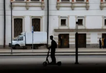 Антон Шейкин предлагает провести тесты ПДД для самокатчиков с поддержкой Совета по цифровой экономике anton shejkin predlagaet provesti testy pdd dlya samokatchikov s podderzhkoj soveta po czifrovoj ekonomike-stanural-ru-0