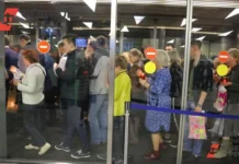 Беспилотники парализовали аэропорты Москвы, пассажиры могут требовать компенсацию bespilotniki paralizovali aeroporty moskvy passazhiry mogut trebovat kompensacziyu-stanural-ru-0