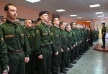 Денис Паслер и Светлана Тренихина поздравляют кадетов Свердловской области с 30-летием denis pasler i svetlana trenihina pozdravlyayut kadetov sverdlovskoj oblasti s 30letiem-stanural-ru-0