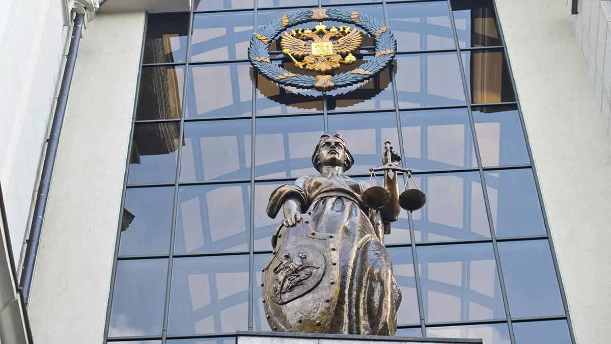 Верховный суд начал рассмотрение спора Долиной и Лурье за квартиру в Хамовниках