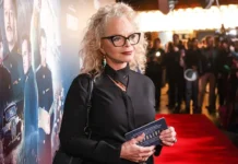 Оптимистичное развитие спора Ларисы Долиной с Полиной Лурье о квартире! optimistichnoe razvitie spora larisy dolinoj s polinoj lure o kvartire-stanural-ru-0