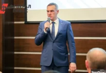 Развитие Югры зависит от послания губернатора Руслана Кухарука и поддержки Владимира Путина razvitie yugry zavisit ot poslaniya gubernatora ruslana kuharuka i podderzhki vladimira putina-stanural-ru-0