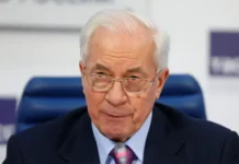 Сенсационные обвинения Николая Азарова и Андрея Ермака о коррупции и миллиардах sensaczionnye obvineniya nikolaya azarova i andreya ermaka o korrupczii i milliardah-stanural-ru-0