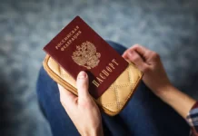 sofiya lyskun i franczuzy massovo vybirayut pasporta rossii v 2025 godu-stanural-ru-0