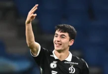 Ульви Бабаев обсуждает возможный переход из Динамо в Спартак ulvi babaev obsuzhdaet vozmozhnyj perehod iz dinamo v spartak-stanural-ru-0