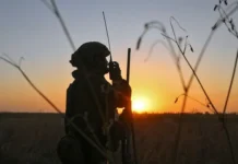 Вадим Бусыгин получил Орден Мужества за героизм в Осинском округе СВО vadim busygin poluchil orden muzhestva za geroizm v osinskom okruge svo-stanural-ru-0