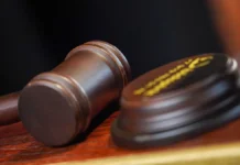 Верховный суд рассмотрит резонансное дело Полины Лурье и Ларисы Долиной verhovnyj sud rassmotrit rezonansnoe delo poliny lure i larisy dolinoj-stanural-ru-0