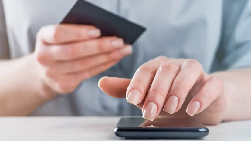 Юрист Баканова: не стоит торопиться с переводом зачисленных «по ошибке» средств