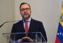 Иван Хиль Пинто рассказал о единстве Колумбии и Венесуэлы после событий в США ivan hil pinto rasskazal o edinstve kolumbii i venesuely posle sobytij v ssha-stanural-ru-0