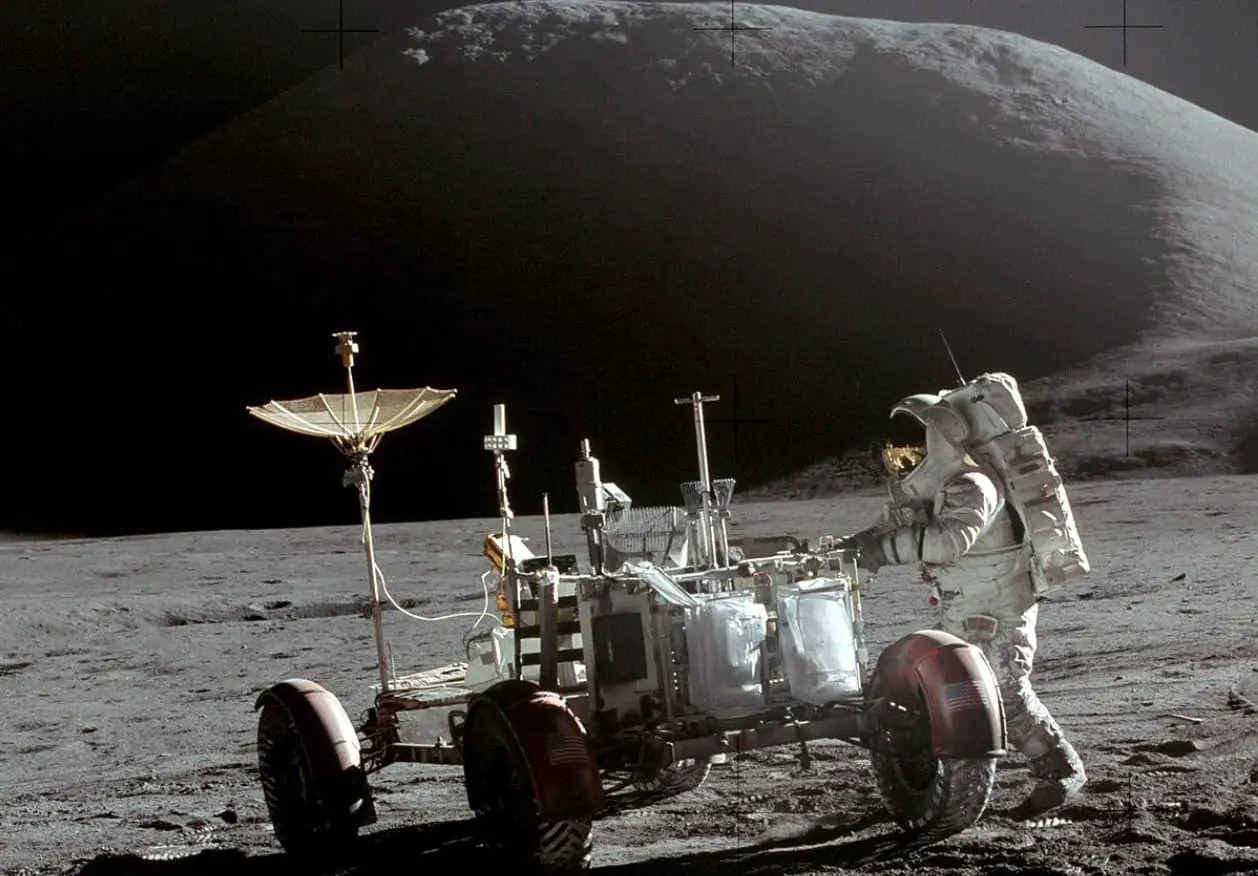 Новые решения защитят от электростатики лунный транспорт в кратерах-0