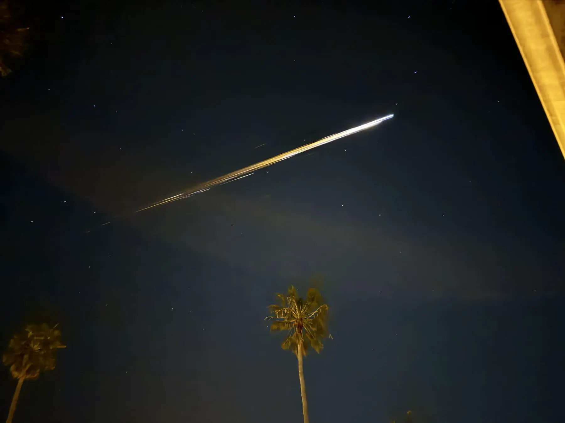 Падение «Шэньчжоу-15» – решение проблемы мусора в космосе?-0