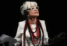 Светлый след Веры Алентовой в Театре Пушкина с поддержкой Меньшовой svetlyj sled very alentovoj v teatre pushkina s podderzhkoj menshovoj-stanural-ru-0