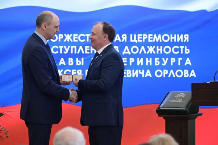 Денис Паслер поздравил Алексея Орлова с избранием мэром Екатеринбурга-0