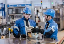 Газпромнефть-СМ и Анатолий Скоромец повышают контроль с Честным знаком gazpromneftsm i anatolij skoromecz povyshayut kontrol s chestnym znakom-stanural-ru-0