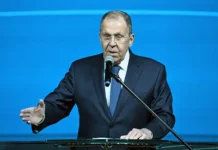 Лавров раскрыл закулисные переговоры Путина, Зеленского и Трампа lavrov raskryl zakulisnye peregovory putina zelenskogo i trampa-stanural-ru-0