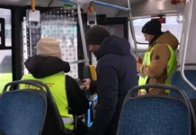 Ликсутов руководит проверками контролёров и полиции у метро «Выхино» liksutov rukovodit proverkami kontrolyorov i policzii u metro vyhino-stanural-ru-0