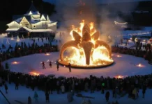 Масленица в Екатеринбурге весёлые гулянья в Парке им. Маяковского maslenicza v ekaterinburge vesyolye gulyanya v parke im mayakovskogo-stanural-ru-0