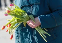 Альфа-Деньги узнали, что москвички хотят получить на 8 Марта alfadengi uznali chto moskvichki hotyat poluchit na 8 marta-stanural-ru-0