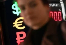 Евро и доллар укрепляются к рублю на рынке позитивные перемены evro i dollar ukreplyayutsya k rublyu na rynke pozitivnye peremeny-stanural-ru-0