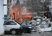 МЧС и городские службы Севастополя оценивают последствия взрыва mchs i gorodskie sluzhby sevastopolya oczenivayut posledstviya vzryva-stanural-ru-0